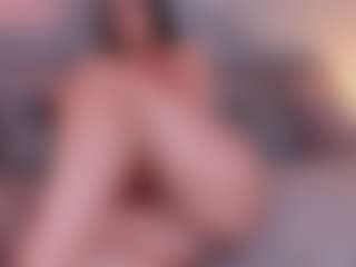 Curvy Nicolle's Live Sex Cam Show