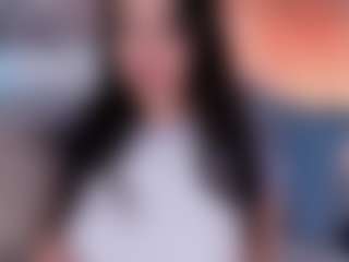 Curvy Nicolle's Live Sex Cam Show
