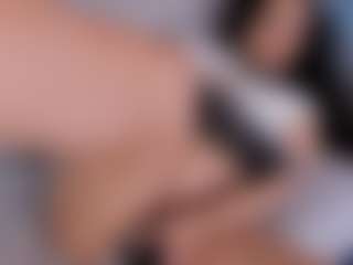 Curvy Nicolle's Live Sex Cam Show
