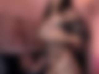 Curvy Nicolle's Live Sex Cam Show