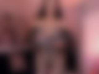 Curvy Nicolle's Live Sex Cam Show