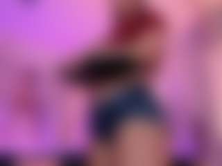 Live cam show with Curvy Nicolle - Public Brown Hair on sexytreat.net