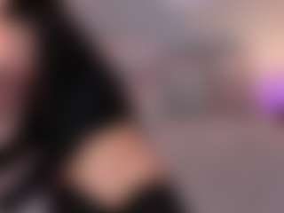 Curvy Nicolle's Live Sex Cam Show