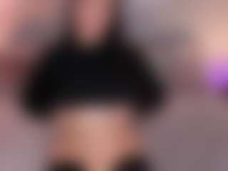 Curvy Nicolle's Live Sex Cam Show