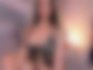 Curvy Nicolle's Live Sex Cam Show