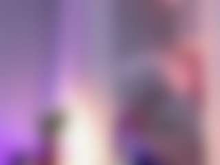 Curvy Nicolle's Live Sex Cam Show