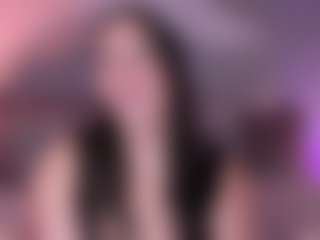 Curvy Nicolle's Live Sex Cam Show