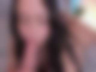 Curvy Nicolle's Live Sex Cam Show
