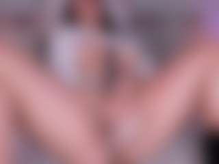 Curvy Nicolle's Live Sex Cam Show