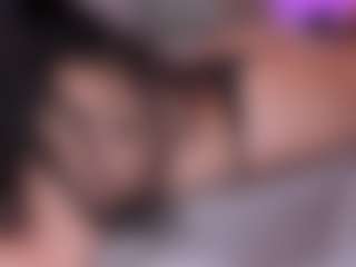 Curvy Nicolle's Live Sex Cam Show