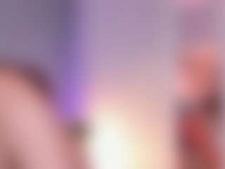 Curvy Nicolle's Live Sex Cam Show