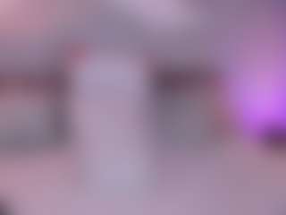 Curvy Nicolle's Live Sex Cam Show