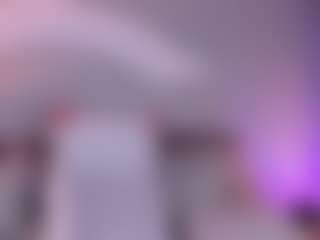 Curvy Nicolle's Live Sex Cam Show