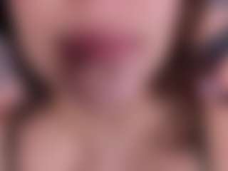 Curvy Nicolle's Live Sex Cam Show