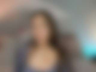 Curvy Nicolle's Live Sex Cam Show