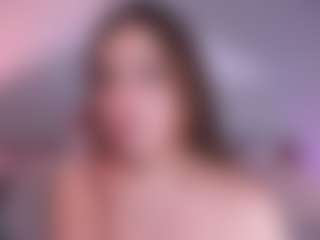 Curvy Nicolle's Live Sex Cam Show