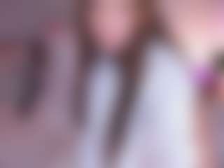 Live cam show with Curvy Nicolle - Control on StripNow
