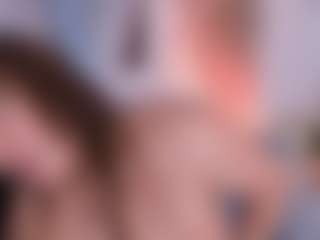 Live-sekscamshow van Curvy Nicolle