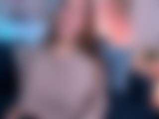 Curvy Nicolle's Live Sex Cam Show