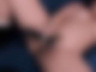 Curvy Nicolle's Live Sex Cam Show
