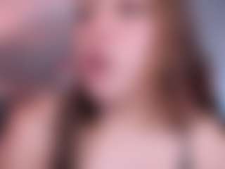 Curvy Nicolle's Live Sex Cam Show