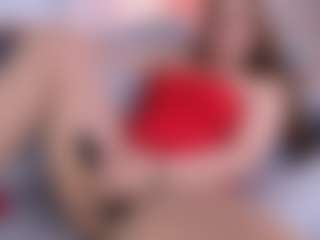 Curvy Nicolle's Live Sex Cam Show