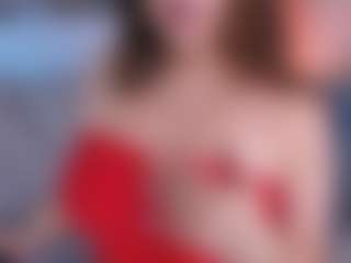 Curvy Nicolle's Live Sex Cam Show
