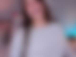 Curvy Nicolle's Live Sex Cam Show