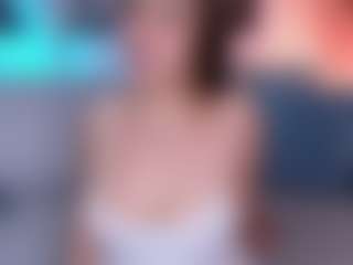 Curvy Nicolle's Live Sex Cam Show