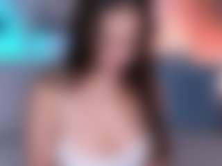 Curvy Nicolle's Live Sex Cam Show