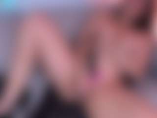 Curvy Nicolles Live-Sex-Cam-Show
