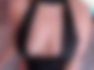 Curvy Nicolle's Live Sex Cam Show