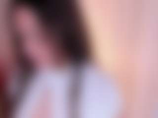 Curvy Nicolle's Live Sex Cam Show