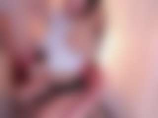 Curvy Nicolle's Live Sex Cam Show