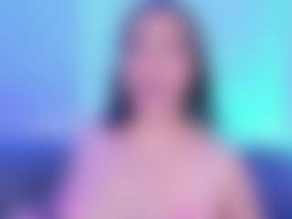 Curvy Nicolle's Live Sex Cam Show