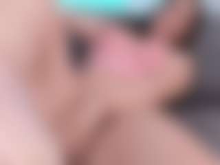 Curvy Nicolle's Live Sex Cam Show