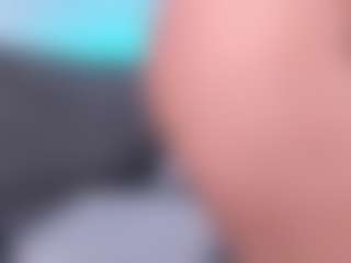 Curvy Nicolle's Live Sex Cam Show