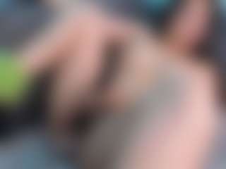 Curvy Nicolle