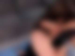 Curvy Nicolle's Live Sex Cam Show