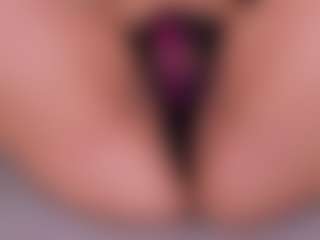Curvy Nicolle's Live Sex Cam Show