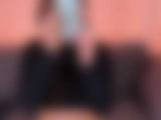 Curvy Nicolle's Live Sex Cam Show