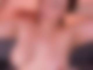 Curvy Nicolle's Live Sex Cam Show