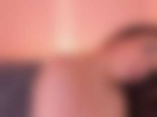 Curvy Nicolle's Live Sex Cam Show
