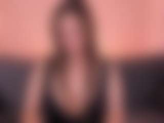 Live cam show with Curvy Nicolle - Erotic Dance on Camversity
