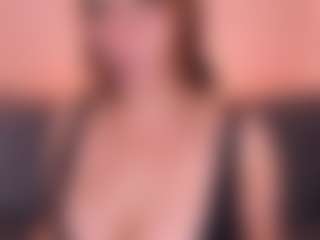 Live cam show with Curvy Nicolle - Hairy Pussy Lovense on Mixed Magazine Live