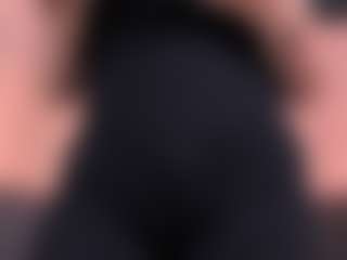 Live cam show with Curvy Nicolle - Anal on CamSodaAdn