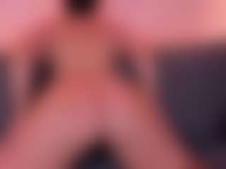 Live cam show with Curvy Nicolle - Hairy Pussy on Dare Cams