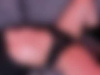 Live cam show with Curvy Nicolle - Hairy Pussy BBW on Cam Slut
