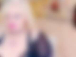 Live cam show with stiphlermom - Mature on CSO-WL