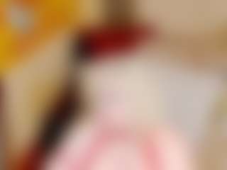 Live cam show with stiphlermom - Granny Dildo on friskycurves.com